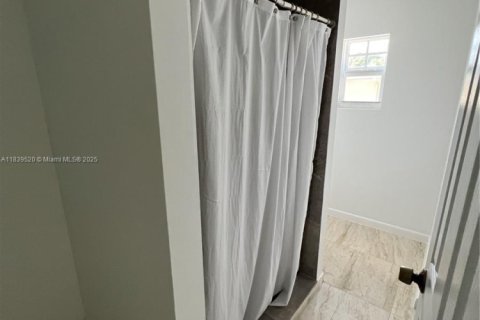 Immobilier commercial à vendre à Hollywood, Floride № 1936120 - photo 16