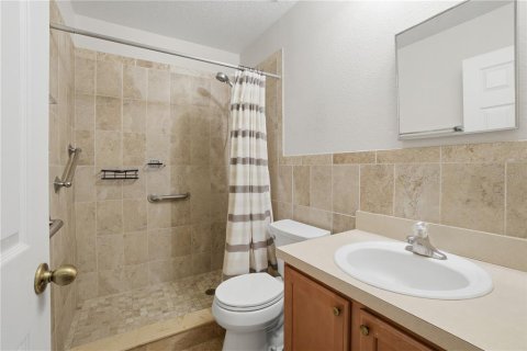 House in Orlando, Florida 4 bedrooms, 205.13 sq.m. № 2221952 - photo 26