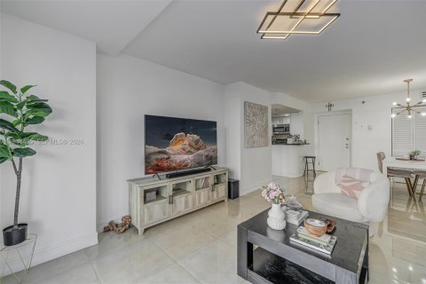 Купить кондоминиум в Майами, Флорида 1 спальня, 68.28м2, № 2054547 - фото 6