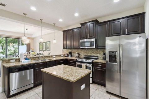 Touwnhouse à vendre à Davenport, Floride: 4 chambres, 191.38 m2 № 2099774 - photo 4