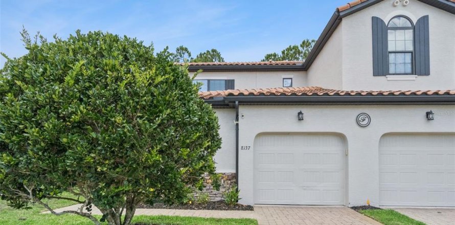 Touwnhouse à Davenport, Floride 4 chambres, 191.38 m2 № 2099774