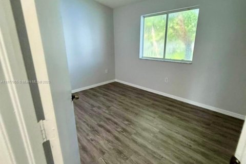 Apartamento en alquiler en Homestead, Florida, 2 dormitorios, 75.72 m2 № 1922806 - foto 4