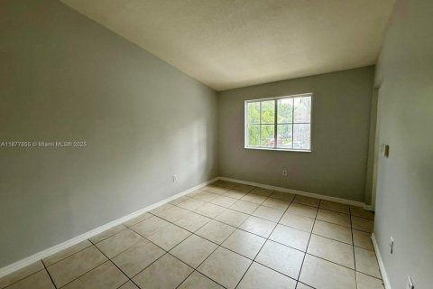 Apartamento en alquiler en Homestead, Florida, 2 dormitorios, 75.72 m2 № 1922806 - foto 12