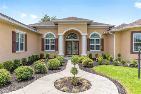 Casa en venta en Ocala, Florida, 3 dormitorios, 246.38 m2 № 1801345 - foto 4
