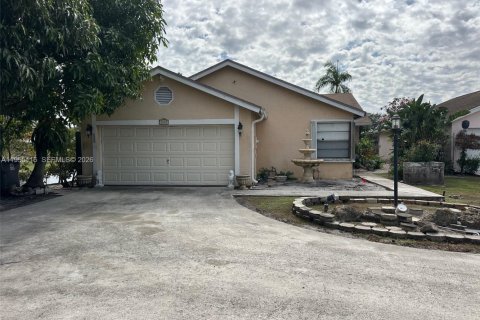 Купить виллу или дом в Палм-Бич, Флорида 3 спальни, 146.88м2, № 2010960 - фото 2