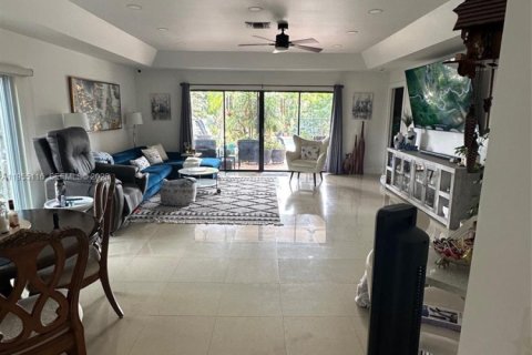 Купить виллу или дом в Палм-Бич, Флорида 3 спальни, 146.88м2, № 2010960 - фото 8