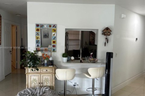 Купить виллу или дом в Палм-Бич, Флорида 3 спальни, 146.88м2, № 2010960 - фото 19