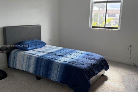 Touwnhouse à louer à Miami, Floride: 3 chambres, 157.47 m2 № 1956808 - photo 20