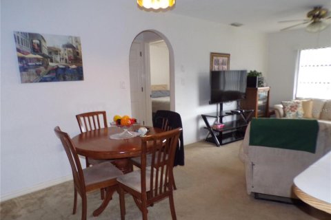 House in Port Charlotte, Florida 3 bedrooms, 144.74 sq.m. № 1334944 - photo 6