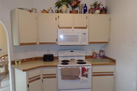 House in Port Charlotte, Florida 3 bedrooms, 144.74 sq.m. № 1334944 - photo 2