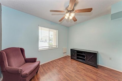 Condo in Bradenton, Florida, 2 bedrooms  № 1876660 - photo 12