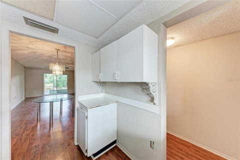 Condo in Bradenton, Florida, 2 bedrooms  № 1876660 - photo 9