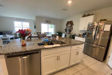 Casa en alquiler en Haines City, Florida, 5 dormitorios, 173.45 m2 № 2277586 - foto 8