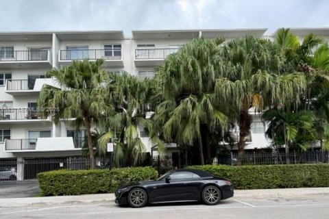 Copropriété à louer à Sunny Isles Beach, Floride: 1 chambre, 71.53 m2 № 2387858 - photo 12