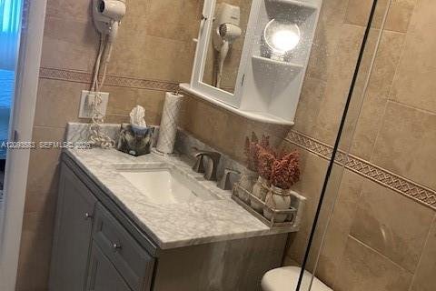 Copropriété à louer à Sunny Isles Beach, Floride: 1 chambre, 71.53 m2 № 2387858 - photo 9