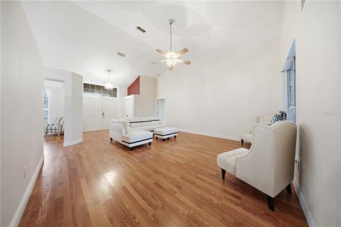Villa ou maison à vendre à Orlando, Floride: 4 chambres, 267 m2 № 2095619 - photo 10
