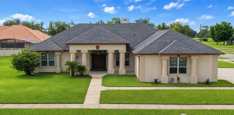 Villa ou maison à Orlando, Floride 4 chambres, 267 m2 № 2095619