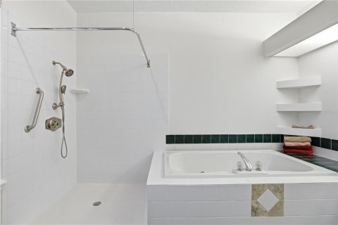 Villa ou maison à vendre à Orlando, Floride: 4 chambres, 267 m2 № 2095619 - photo 27