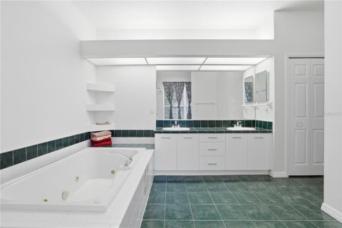 Villa ou maison à vendre à Orlando, Floride: 4 chambres, 267 m2 № 2095619 - photo 28