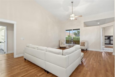 Villa ou maison à vendre à Orlando, Floride: 4 chambres, 267 m2 № 2095619 - photo 7