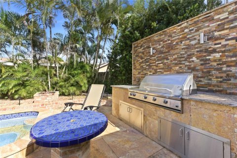 House in Sunrise, Florida 4 bedrooms № 2070450 - photo 13