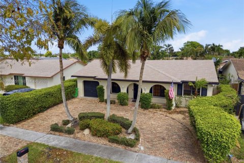 House in Sunrise, Florida 4 bedrooms № 2070450 - photo 4