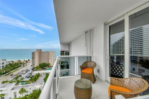Condominio en alquiler en Fort Lauderdale, Florida, 1 dormitorio, 76.09 m2 № 1883790 - foto 17