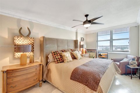 Condominio en alquiler en Fort Lauderdale, Florida, 1 dormitorio, 76.09 m2 № 1883790 - foto 22