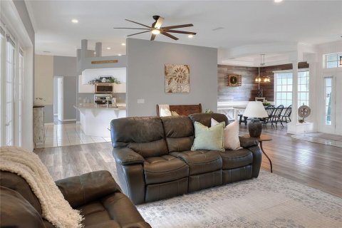 Casa en venta en Lakeland, Florida, 4 dormitorios, 221.11 m2 № 1634436 - foto 13