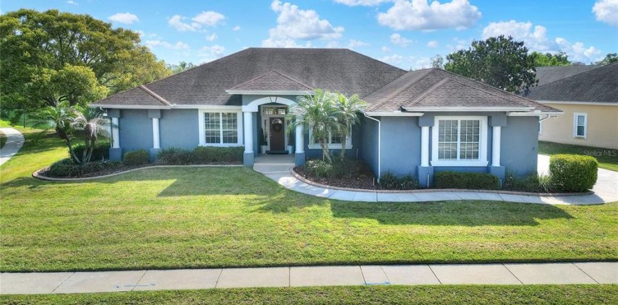 House in Lakeland, Florida 4 bedrooms, 221.11 sq.m. № 1634436