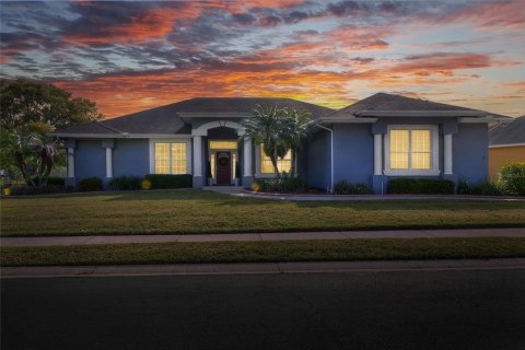 Casa en venta en Lakeland, Florida, 4 dormitorios, 221.11 m2 № 1634436 - foto 3