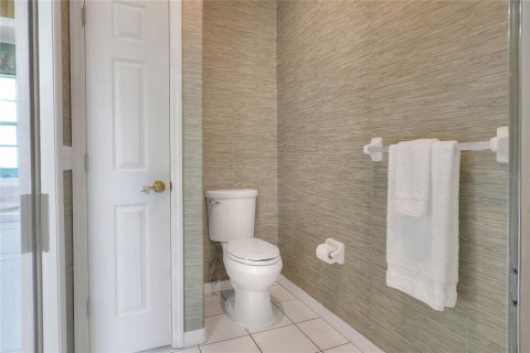 Casa en venta en Lakeland, Florida, 4 dormitorios, 221.11 m2 № 1634436 - foto 29