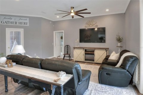 Casa en venta en Lakeland, Florida, 4 dormitorios, 221.11 m2 № 1634436 - foto 10