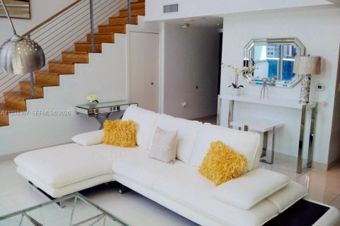 Condo in Miami, Florida, 2 bedrooms № 2152628 - photo 23