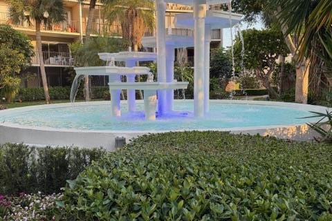 Condo in South Palm Beach, Florida, 2 bedrooms  № 2183328 - photo 3