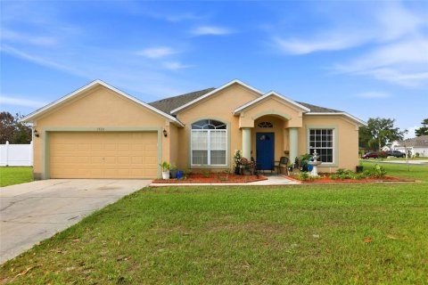 House in Kissimmee, Florida 4 bedrooms, 202.9 sq.m. № 2206532