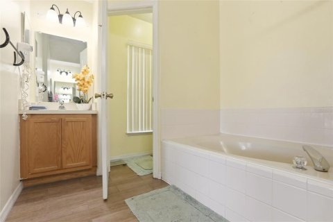Купить виллу или дом в Киссимми, Флорида 10 комнат, 202.9м2, № 2206532 - фото 18
