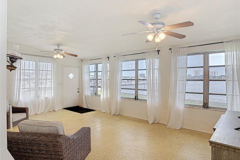 Casa en venta en Daytona Beach, Florida, 2 dormitorios, 115.38 m2 № 1801933 - foto 25