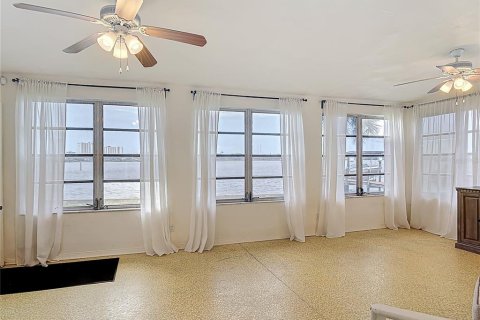 Casa en venta en Daytona Beach, Florida, 2 dormitorios, 115.38 m2 № 1801933 - foto 30