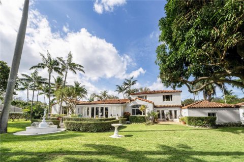 House in Miami Beach, Florida 3 bedrooms, 358.32 sq.m. № 1952594 - photo 3