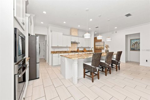 Villa ou maison à vendre à Kissimmee, Floride: 3 chambres, 203.83 m2 № 2358111 - photo 29