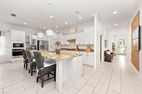Villa ou maison à vendre à Kissimmee, Floride: 3 chambres, 203.83 m2 № 2358111 - photo 18