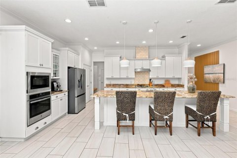 Villa ou maison à vendre à Kissimmee, Floride: 3 chambres, 203.83 m2 № 2358111 - photo 28