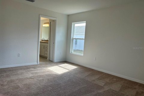 House in Frostproof, Florida 3 bedrooms, 164.99 sq.m. № 1553257 - photo 10