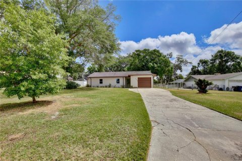 House in Lakeland, Florida 3 bedrooms, 162.39 sq.m. № 1721993 - photo 2