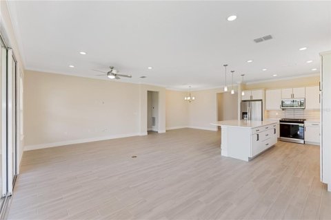 House in Ocala, Florida 2 bedrooms, 191.29 sq.m. № 1856035 - photo 7