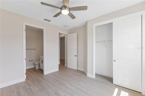 House in Ocala, Florida 2 bedrooms, 191.29 sq.m. № 1856035 - photo 21
