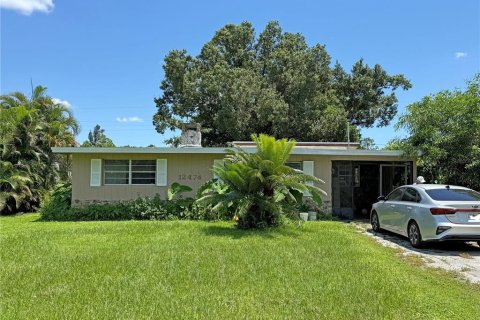 House in Punta Gorda, Florida 4 bedrooms, 139.35 sq.m. № 1913699 - photo 2