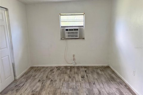 House in Punta Gorda, Florida 4 bedrooms, 139.35 sq.m. № 1913699 - photo 14