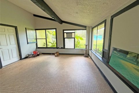 House in Punta Gorda, Florida 4 bedrooms, 139.35 sq.m. № 1913699 - photo 22